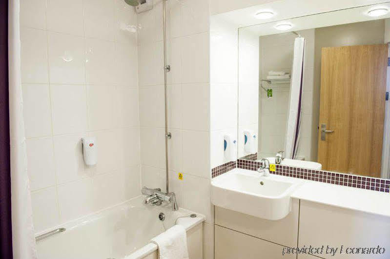 Premier Inn South Mimms/Potters Bar 외부 사진
