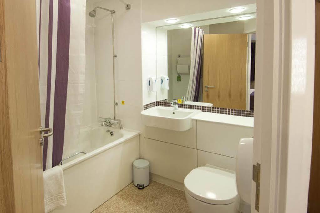Premier Inn South Mimms/Potters Bar 외부 사진